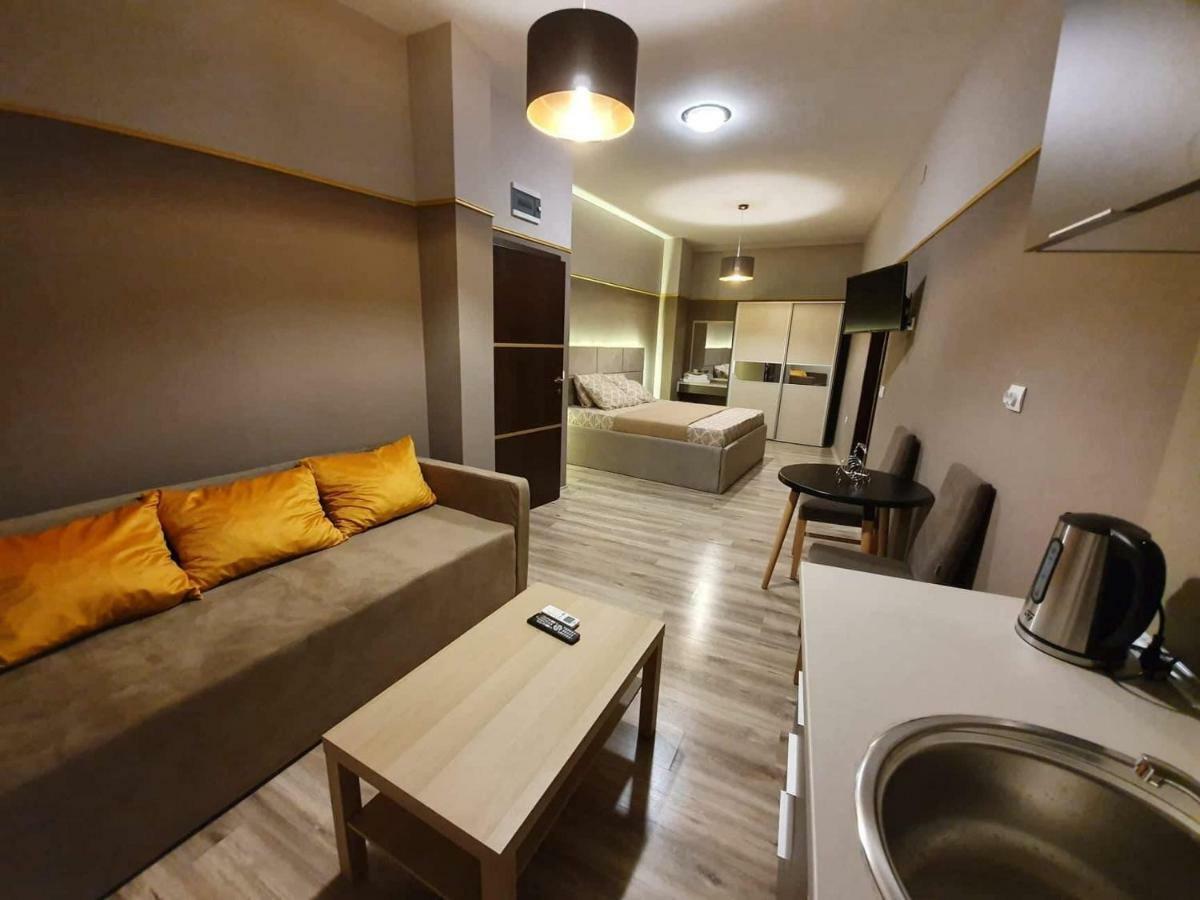 אוהריד Apartments Tanes מראה חיצוני תמונה